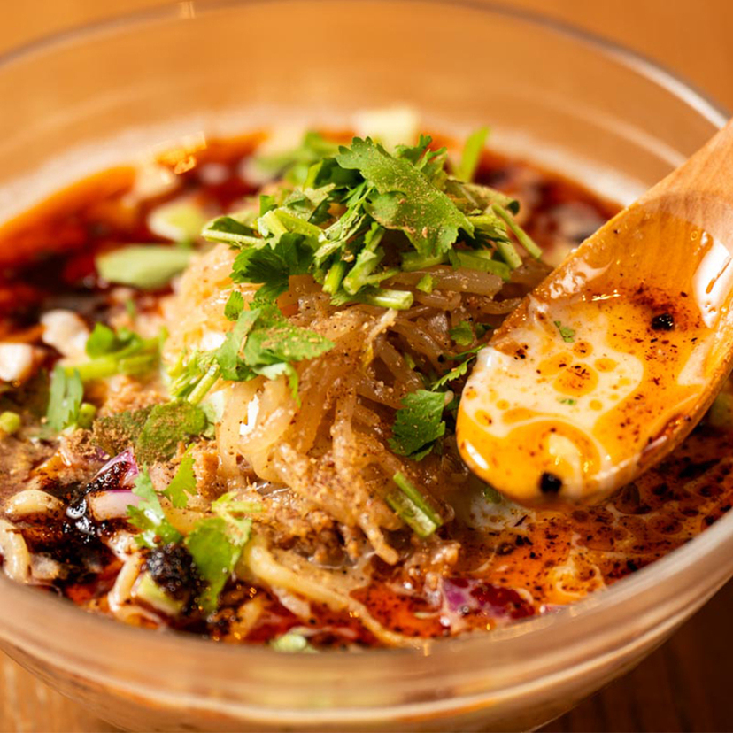 menuとの取り組みで売上が16倍に。猛暑で「冷やし麺」大ヒット！「鶏ポタラーメン THANK 大門店」様
